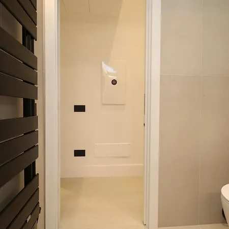 Luxurious And Posh In Historical Centre Апартаменти Ольбія