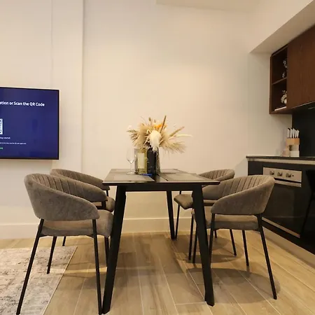 Luxurious And Posh In Historical Centre * אולביה