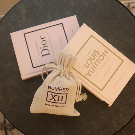 Luxurious And Posh In Historical Centre דירה אולביה