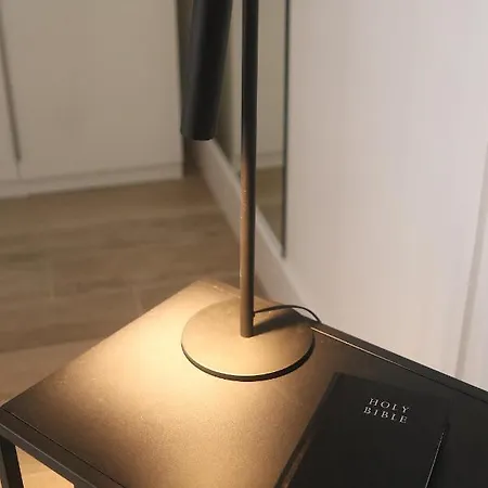 Luxurious And Posh In Historical Centre Апартаменти Ольбія