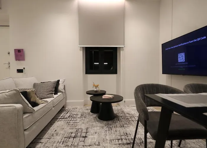 Luxurious And Posh In Historical Centre *