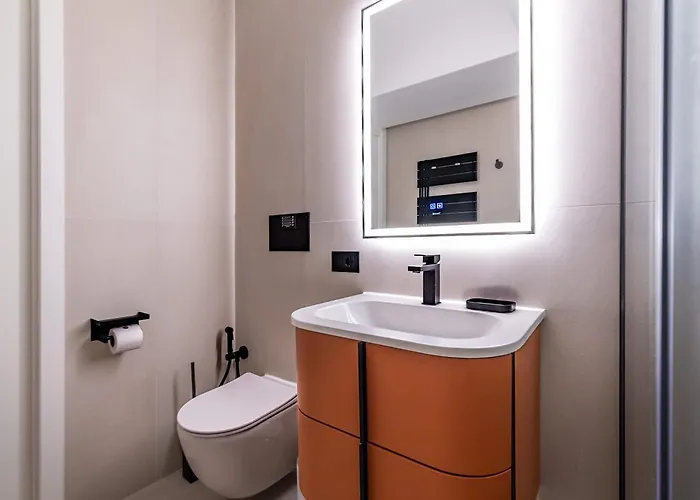 Lägenhet Luxurious And Posh In Historical Centre Olbia