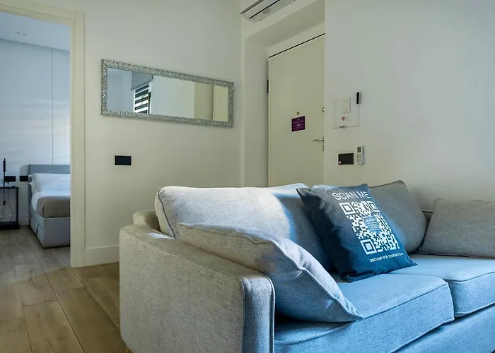 Luxurious And Posh In Historical Centre