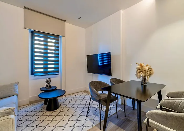 Luxurious And Posh In Historical Centre Appartement Olbia